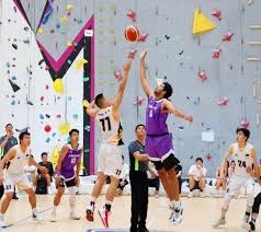 詹姆斯正式拒绝湖人续约合同！想重返骑士冲冠，米切尔却不给面子