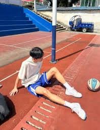 土媒：费内巴切已付穆帅875万欧解约金，不想再付75万欧住宿费